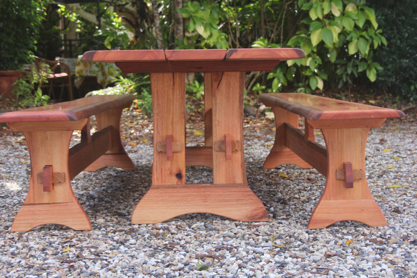 Table and bench seats Rose gum
