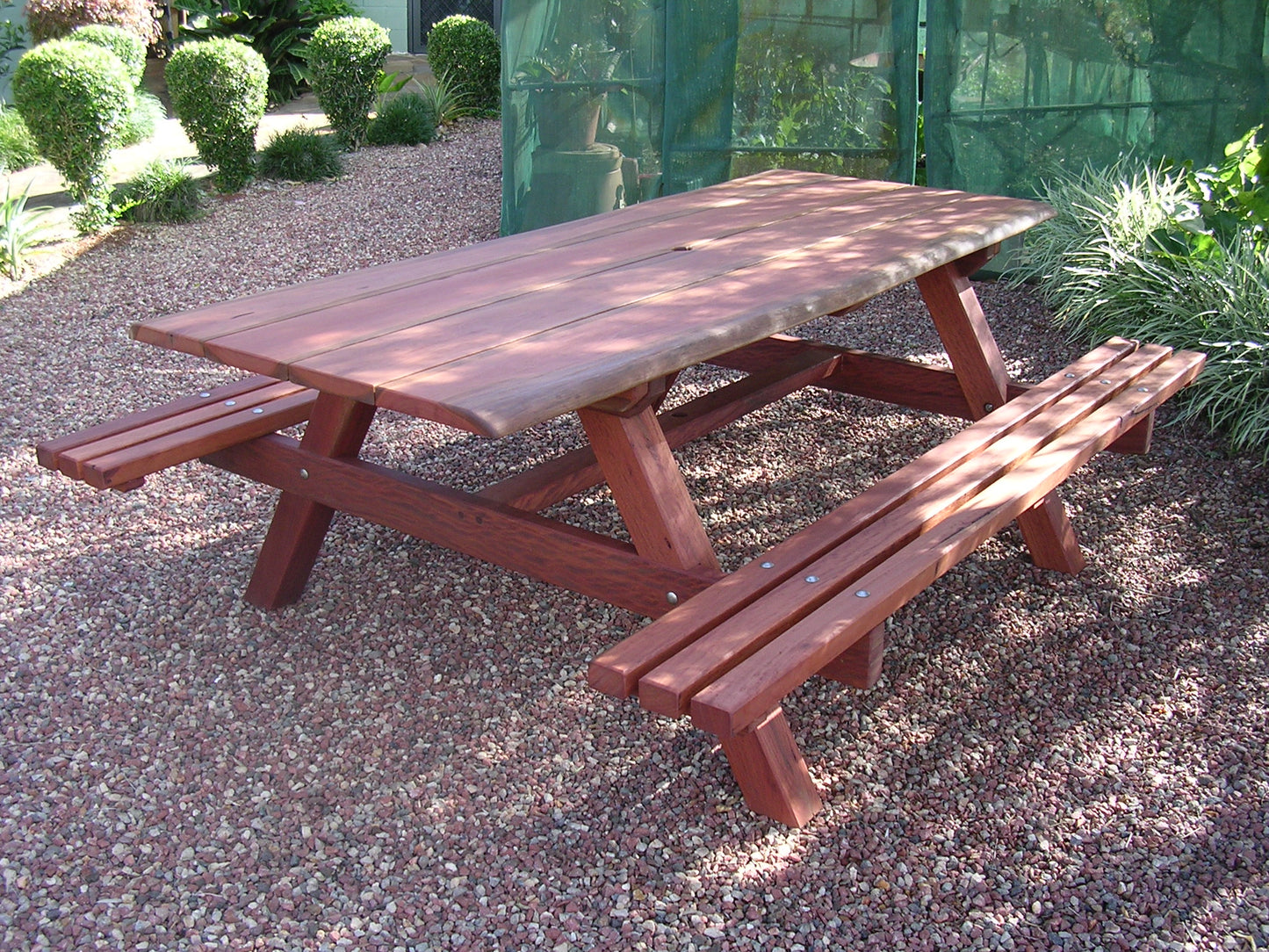 Picnic bench