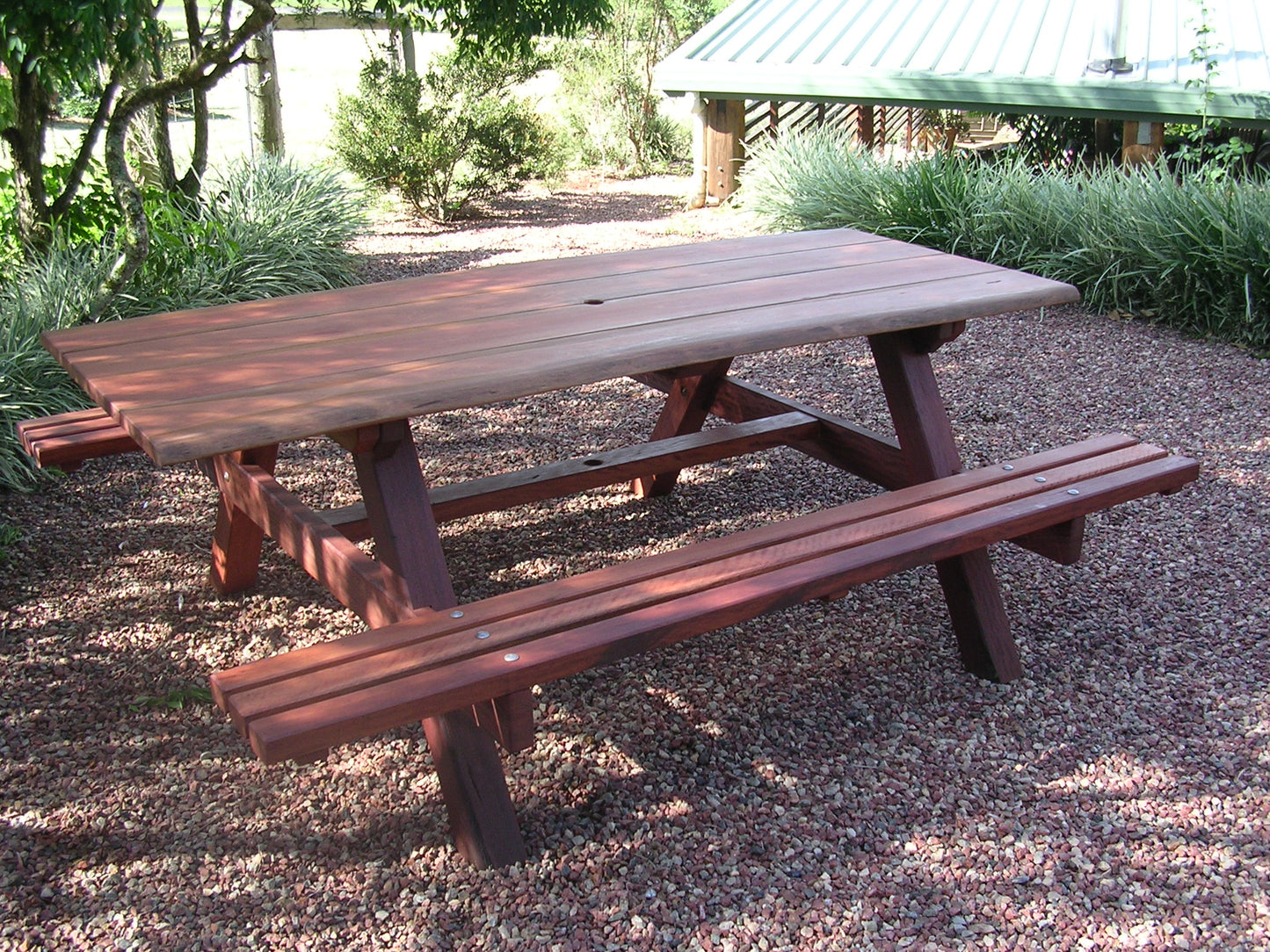 Picnic bench