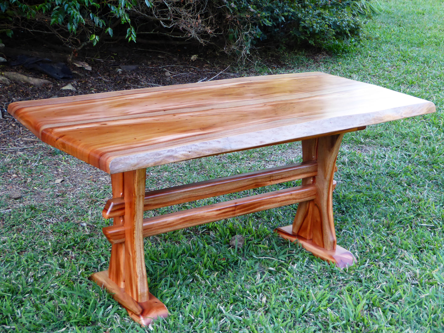 Dining table African Mahogany