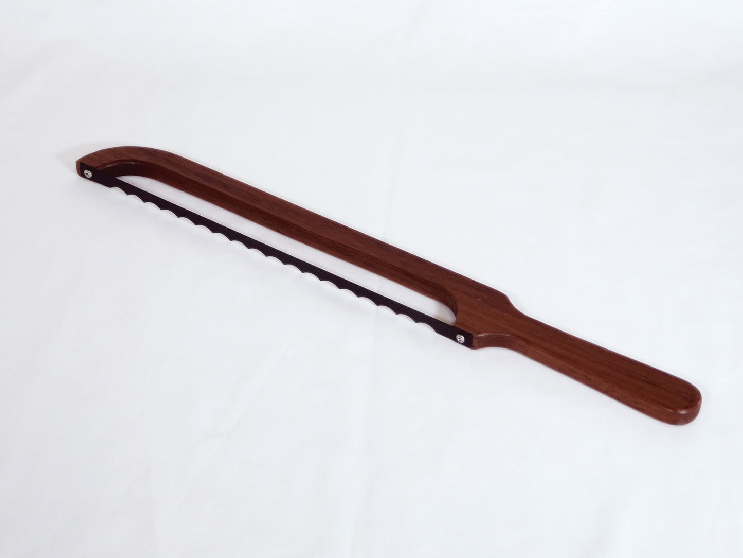 Bread knife
