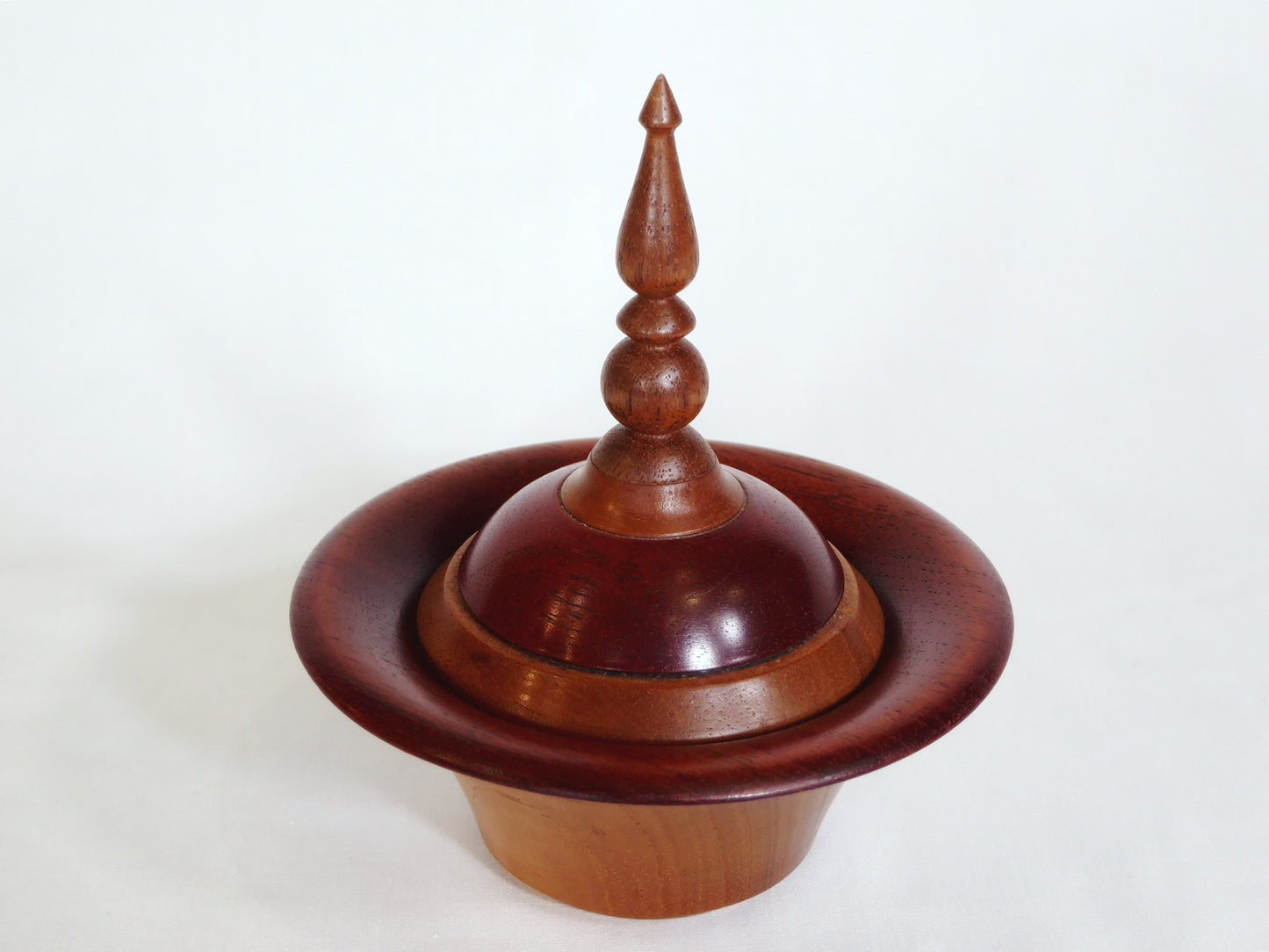 Lidded box Red Cedar