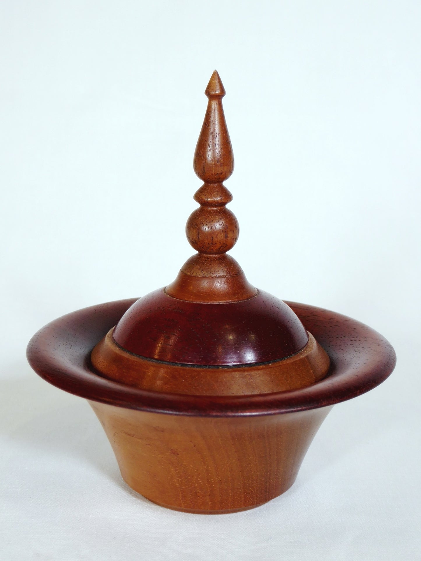 Lidded box Red Cedar