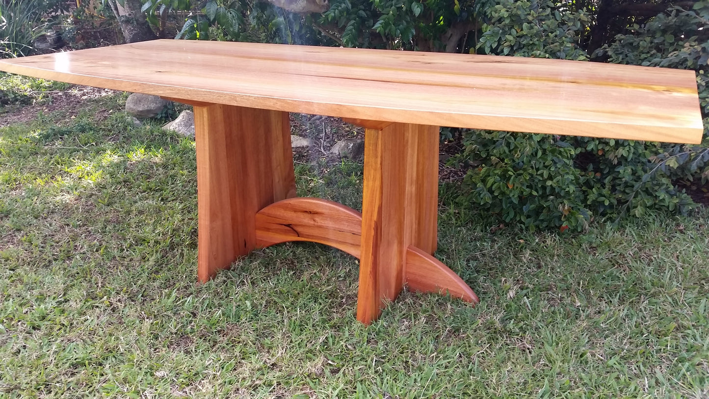 Dining Table Northern Red Almond