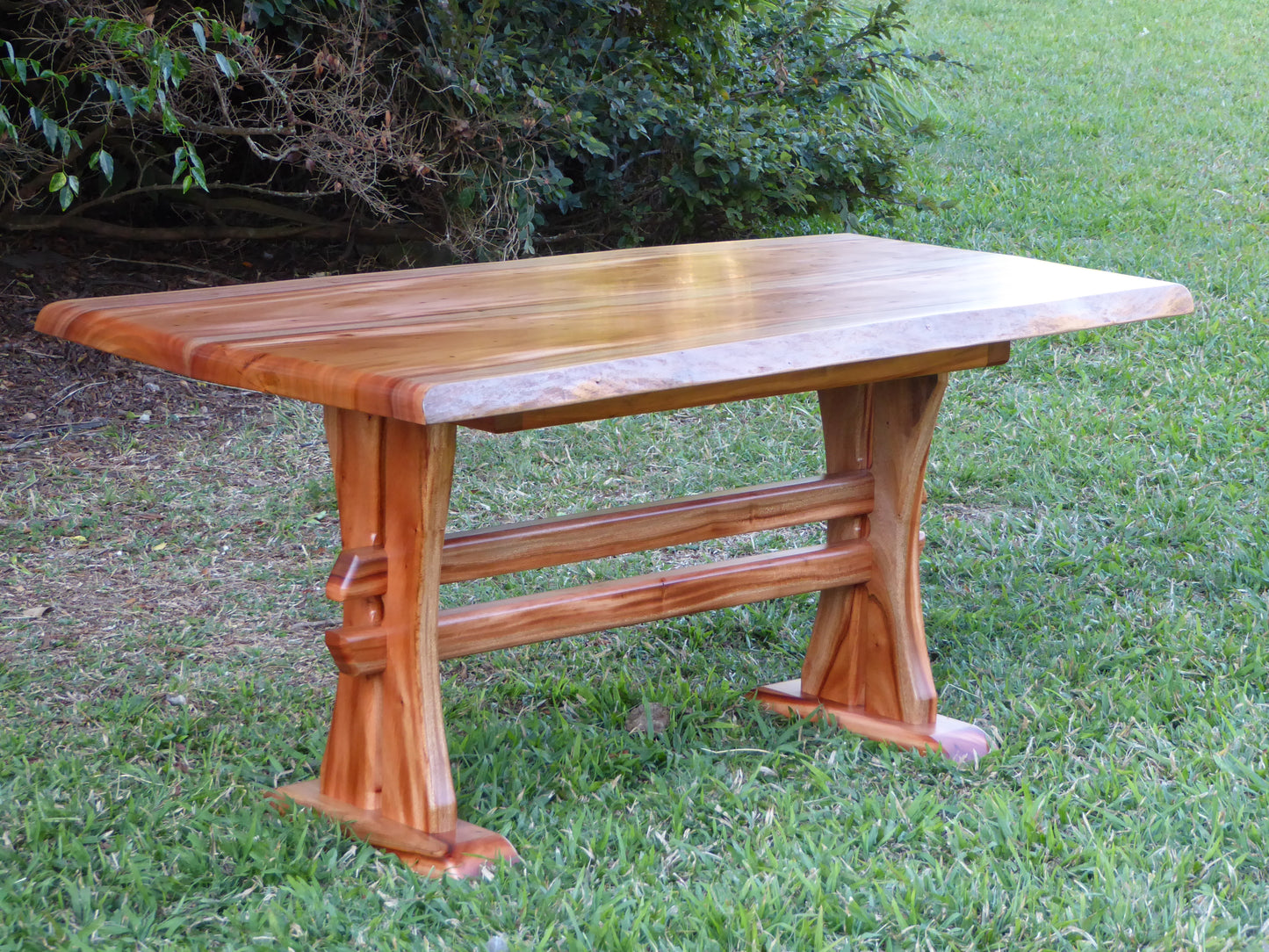 Dining table African Mahogany